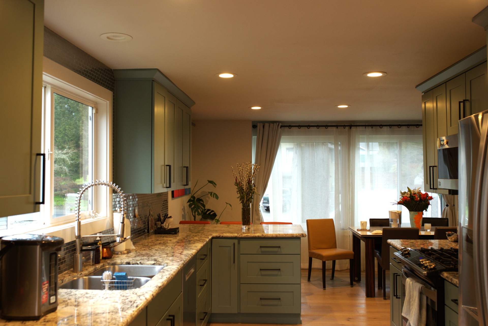 Farmhill Cabinets | Custom Cabinets